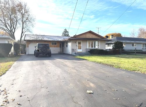 3133 21st Pl, North Chicago, IL, 60064-2811 | Card Image