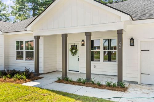 122 Bramwell Dr, Summerville, SC, 29485-5607 | Card Image