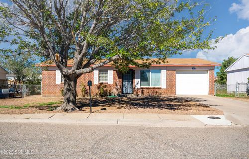 305 Arizona St, Hurley, NM, 88043-9724 | Card Image