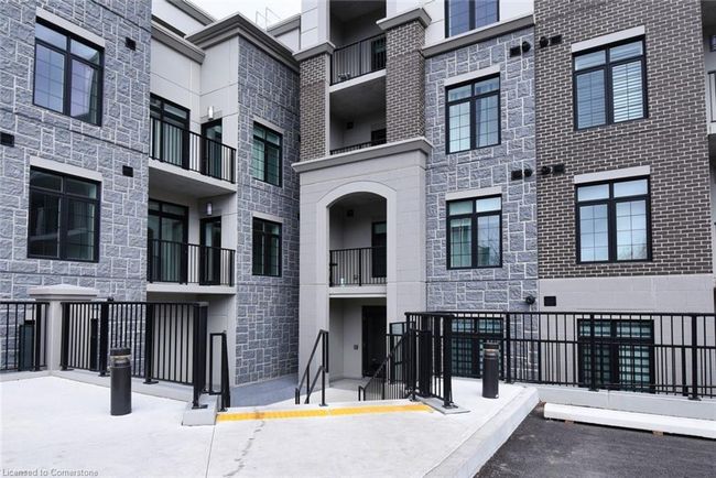 103 - 153 Wilson St W, House attached with 2 bedrooms, 2 bathrooms and 2 parking in Ancaster ON | Image 4