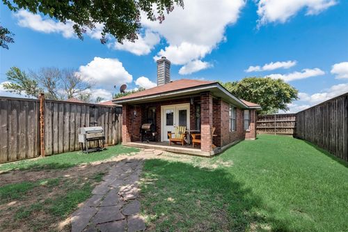 2616 Widgeon Way, Mesquite, TX, 75181-1670 | Card Image