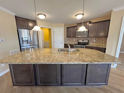 204-2619 Paragon Mill Dr, Burlington, KY, 41005-7516 | Card Image