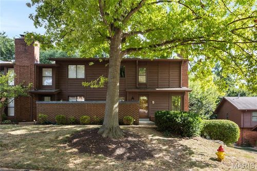 apt-5-2000 Meadowtree Ln, Kirkwood, MO, 63122-2269 | Card Image