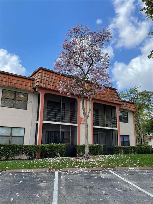 104-15-871 Ne 207th Lane, Miami, FL, 33179 | Card Image