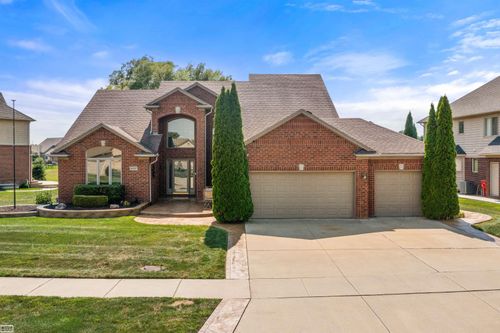 51317 Hook Dr, Macomb, MI, 48042-4328 | Card Image