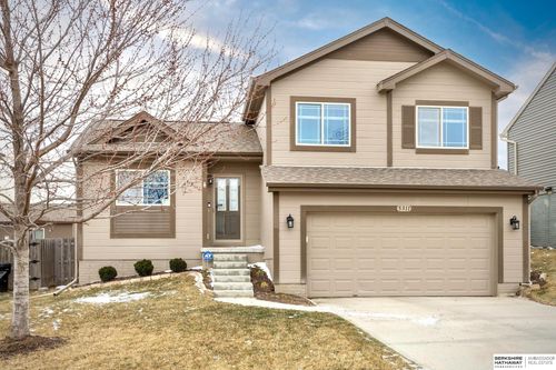 5311 S 195th St, Omaha, NE, 68135-3812 | Card Image