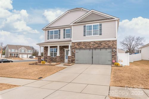 3215 Roan St Sw, Concord, NC, 28027-8983 | Card Image