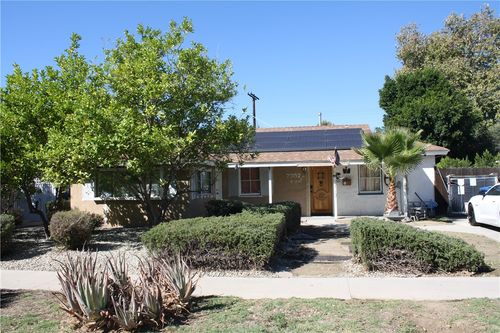 7337 Caldus Ave, Lake Balboa, CA, 91406-2308 | Card Image