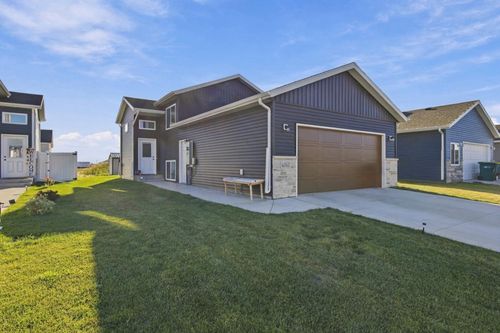 6762 Joseph St, Horace, ND, 58047-3718 | Card Image