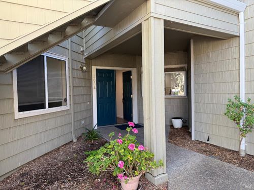 2034 Stonefield Lane, Santa Rosa, CA, 95403 | Card Image