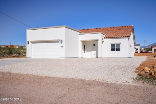 1825 Via Nueva Zelandia, Rio Rico, AZ, 85648-7204 | Card Image
