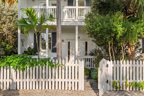 apt-101-807 Washington St, Key West, FL, 33040-4787 | Card Image