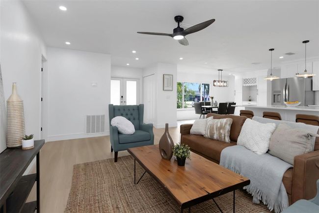 6508 Senegal Palm Way, House other with 3 bedrooms, 2 bathrooms and null parking in APOLLO BEACH FL | Image 25