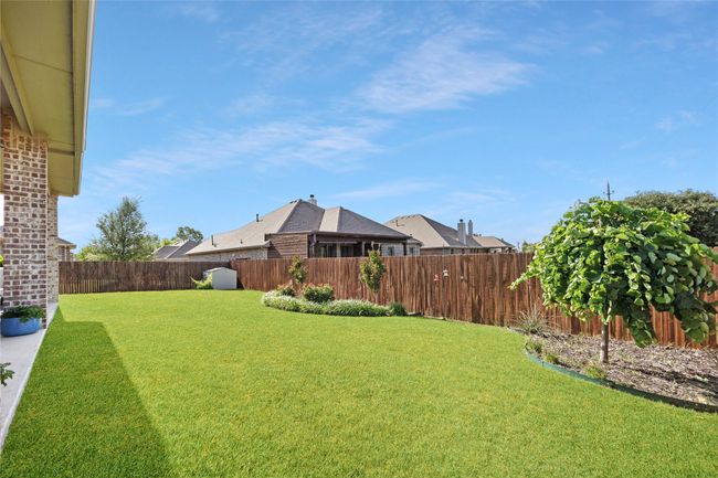 216 Equestrian Rd, House other with 4 bedrooms, 4 bathrooms and null parking in Hickory Creek TX | Image 26