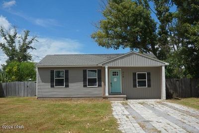 716 New York Avenue, House other with 3 bedrooms, 1 bathrooms and null parking in Lynn Haven FL | Image 1