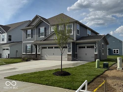 7524 Fallsworth Dr, Avon, IN, 46123 | Card Image