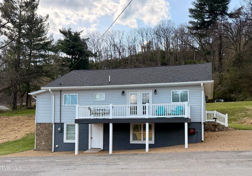 16540 Tazewell St, Saint Paul, VA, 24283-3614 | Card Image
