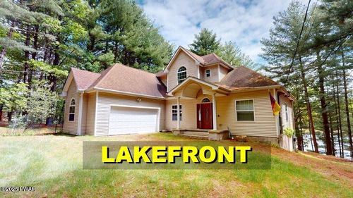 109 Lake Dr, Dingmans Ferry, PA, 18328-3127 | Card Image