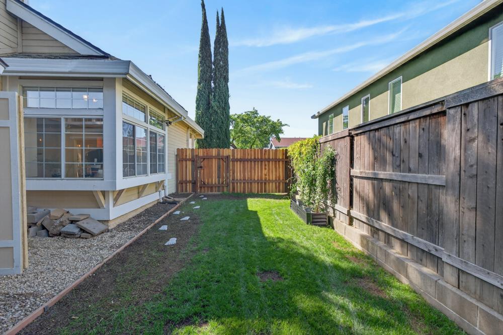 Residential in Fair Oaks 3