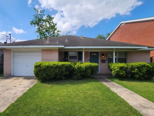 4124 Bissonnet St, West University Place, TX, 77005-1914 | Card Image