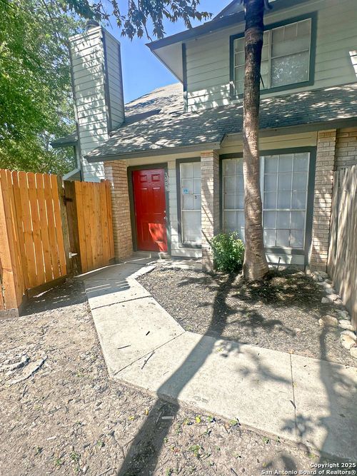 7508-7502 Oak Chase, San Antonio, TX, 78239-3549 | Card Image