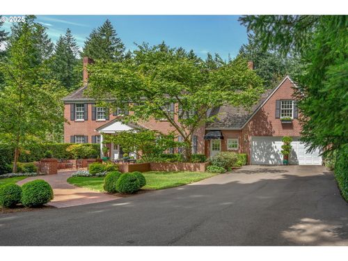 1439 Sw Highland Rd, Portland, OR, 97221-2723 | Card Image