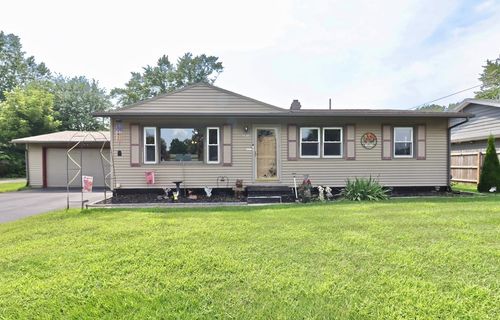 2970 S Iris Dr, Beloit, WI, 53511-1752 | Card Image