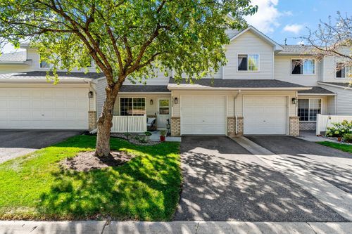 g-8706 Quarry Ridge Ln, Woodbury, MN, 55125-7591 | Card Image