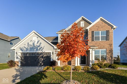 15309 Eastpark Cir W, Fishers, IN, 46037-4607 | Card Image