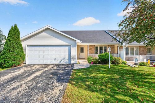 e-246 Wyldewood Dr, OSHKOSH, WI, 54904-8604 | Card Image