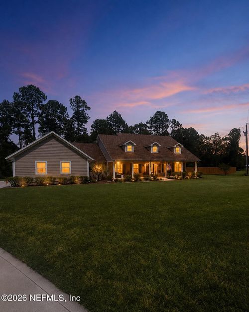 119 Clover Ln, Palatka, FL, 32177-8933 | Card Image