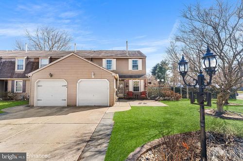 12 River Bank Dr, ROEBLING, NJ, 08554-1514 | Card Image