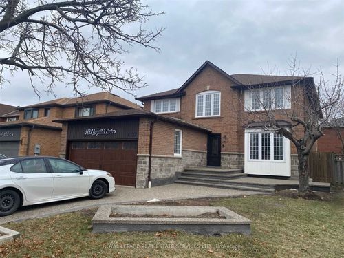 lower-4127 Loyalist Dr, Mississauga, ON, L5L3X7 | Card Image