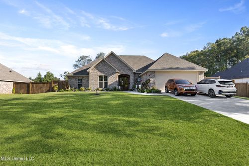 134 N Slade Rd, Sumrall, MS, 39482-3588 | Card Image