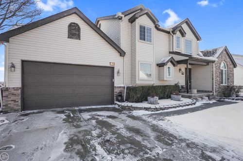 46686 Heather Ln, Chesterfield, MI, 48051-2888 | Card Image