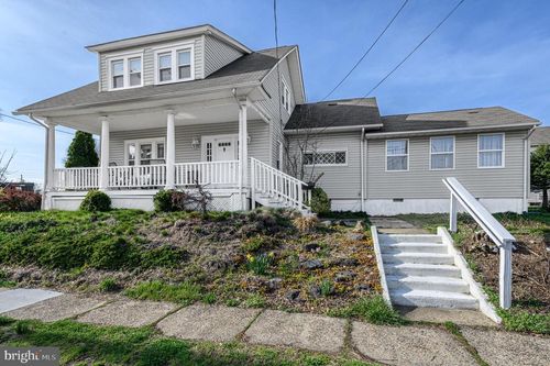 39 E 2nd Ave, RUNNEMEDE, NJ, 08078-1104 | Card Image