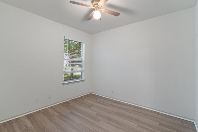 16225 Hamilton Point Cir, House other with 3 bedrooms, 2 bathrooms and 4 parking in Manor TX | Image 20