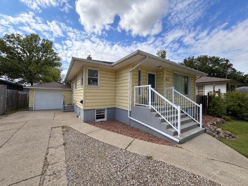 824 5 St S, Lethbridge, AB, T1J2C6 | Card Image