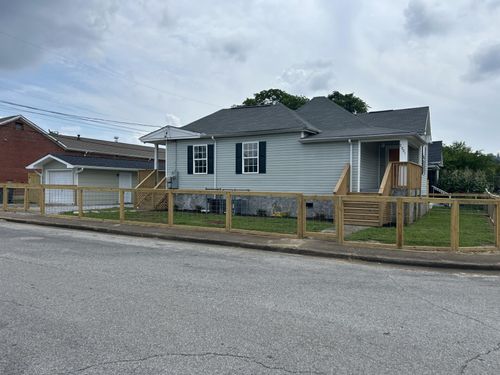 2001 Sharp St, Chattanooga, TN, 37404-1440 | Card Image