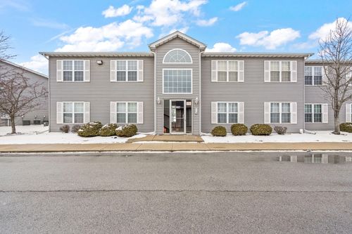 c-8214 Lincoln Cir, Merrillville, IN, 46410-6676 | Card Image