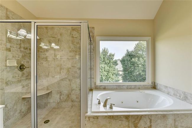 106 Little Barley Ln, House other with 4 bedrooms, 3 bathrooms and 4 parking in Grayson GA | Image 61