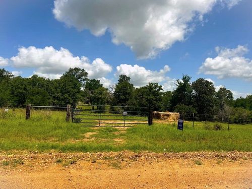 3519 County Road 127, Ledbetter, TX, 78946-7184 | Card Image