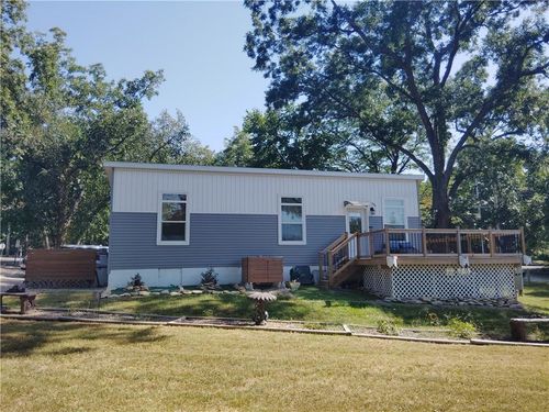 82 Linn Valley Dr, Linn Valley, KS, 66040-5217 | Card Image