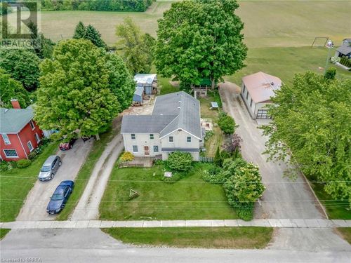 39 Church St W, Burgessville, ON, N0J1C0 | Card Image