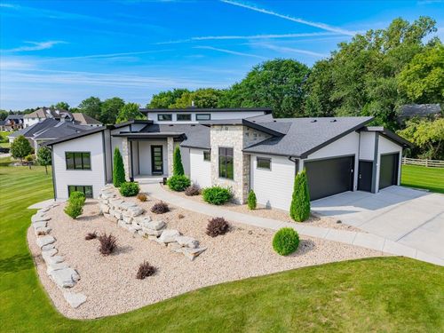 7705 Maas Drive, MIDDLETON, WI, 53593 | Card Image