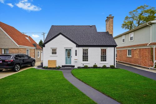 1811 72nd Ct, Elmwood Park, IL, 60707-3702 | Card Image