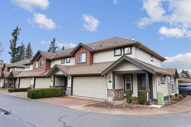 60 - 6887 Sheffield Way, Townhouse with 3 bedrooms, 2 bathrooms and 3 parking in Chilliwack BC | Image 1