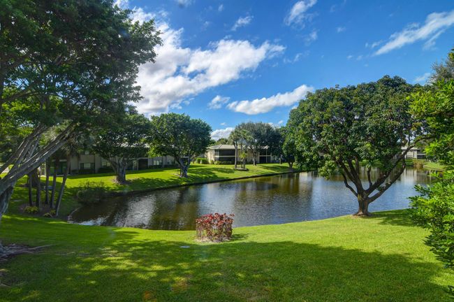 D - 48 Stratford Ln W, Condo with 2 bedrooms, 2 bathrooms and null parking in Boynton Beach FL | Image 25