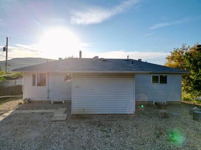 10812 103a St, House detached with 3 bedrooms, 1 bathrooms and 6 parking in Peace River AB | Image 2