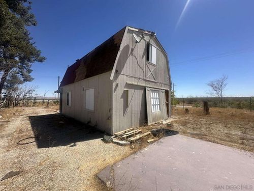 34047 175th St E, Llano, CA, 93544-1252 | Card Image
